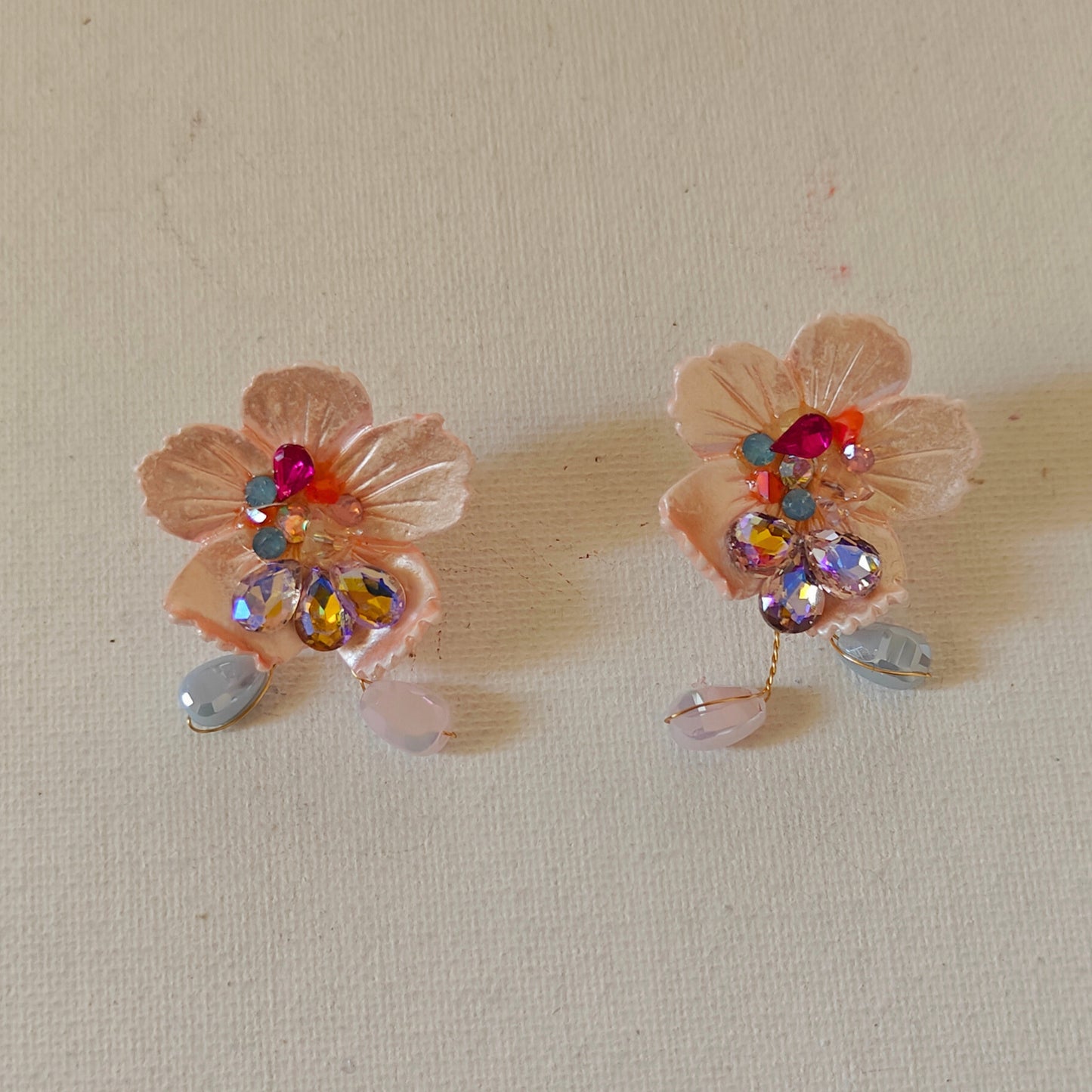 Garden of eden edit - peach studs