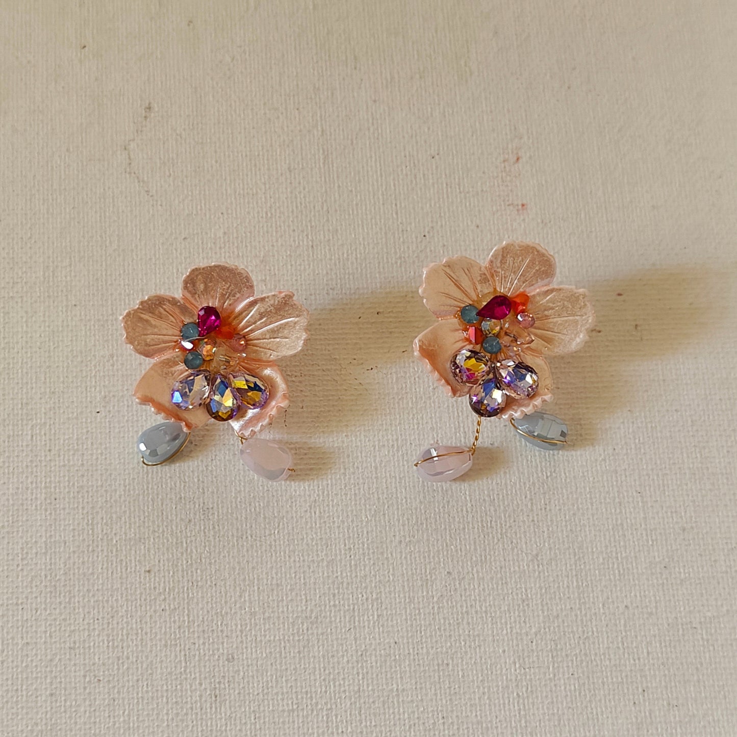 Garden of eden edit - peach studs