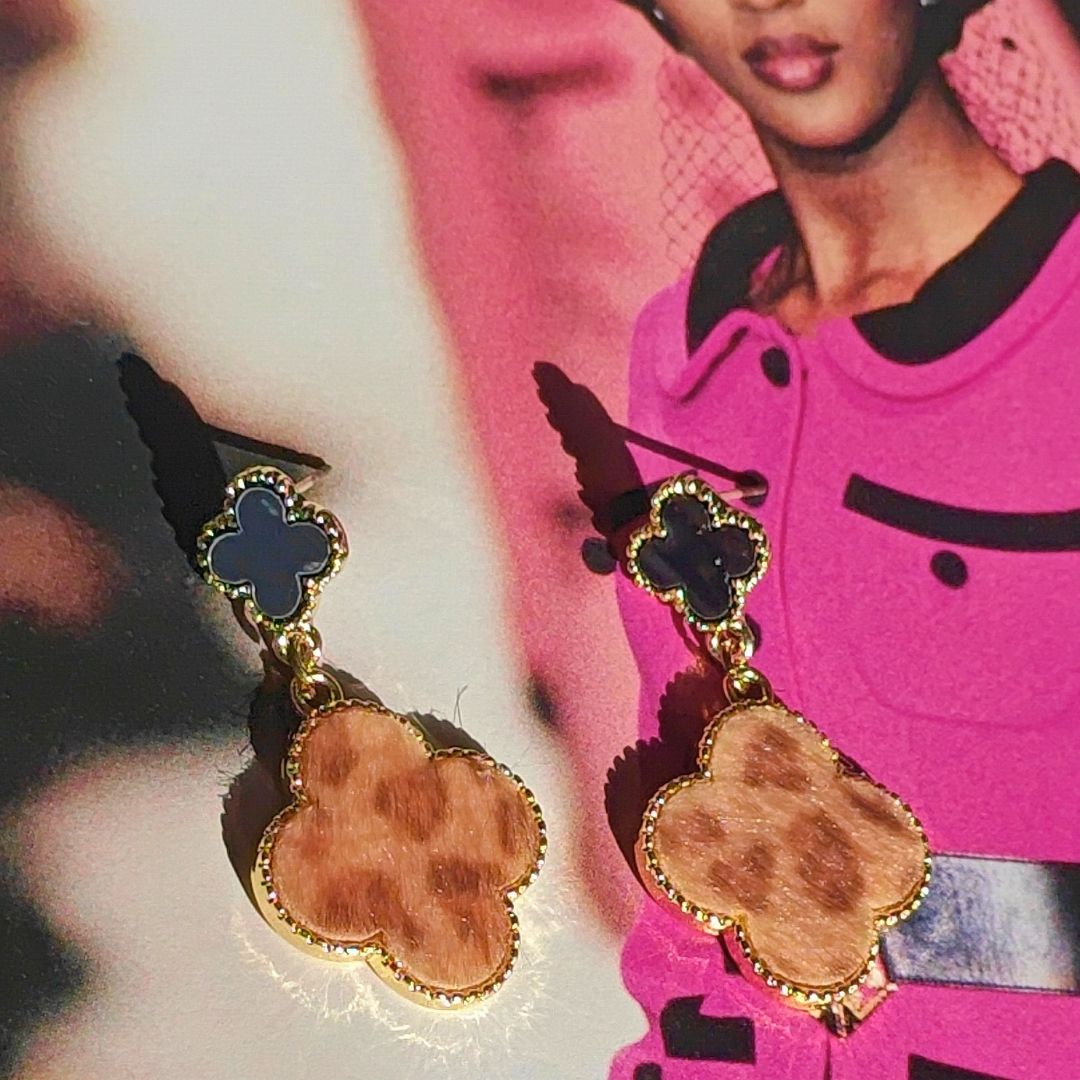 Club faux fur earrings