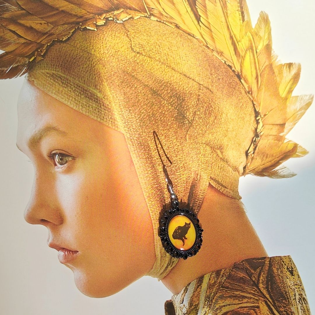 Black cat vintage earrings