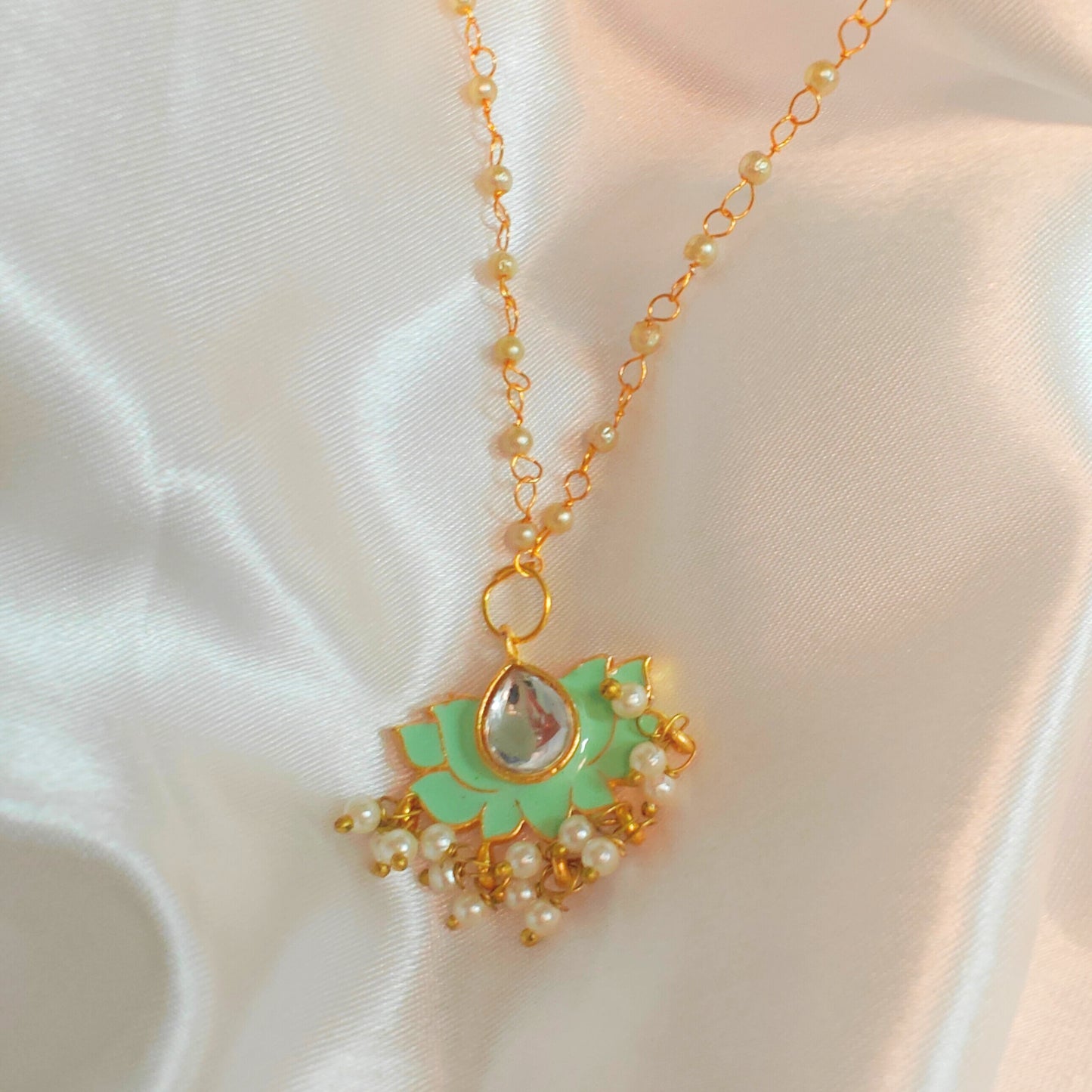 Green Lotus bloom necklace