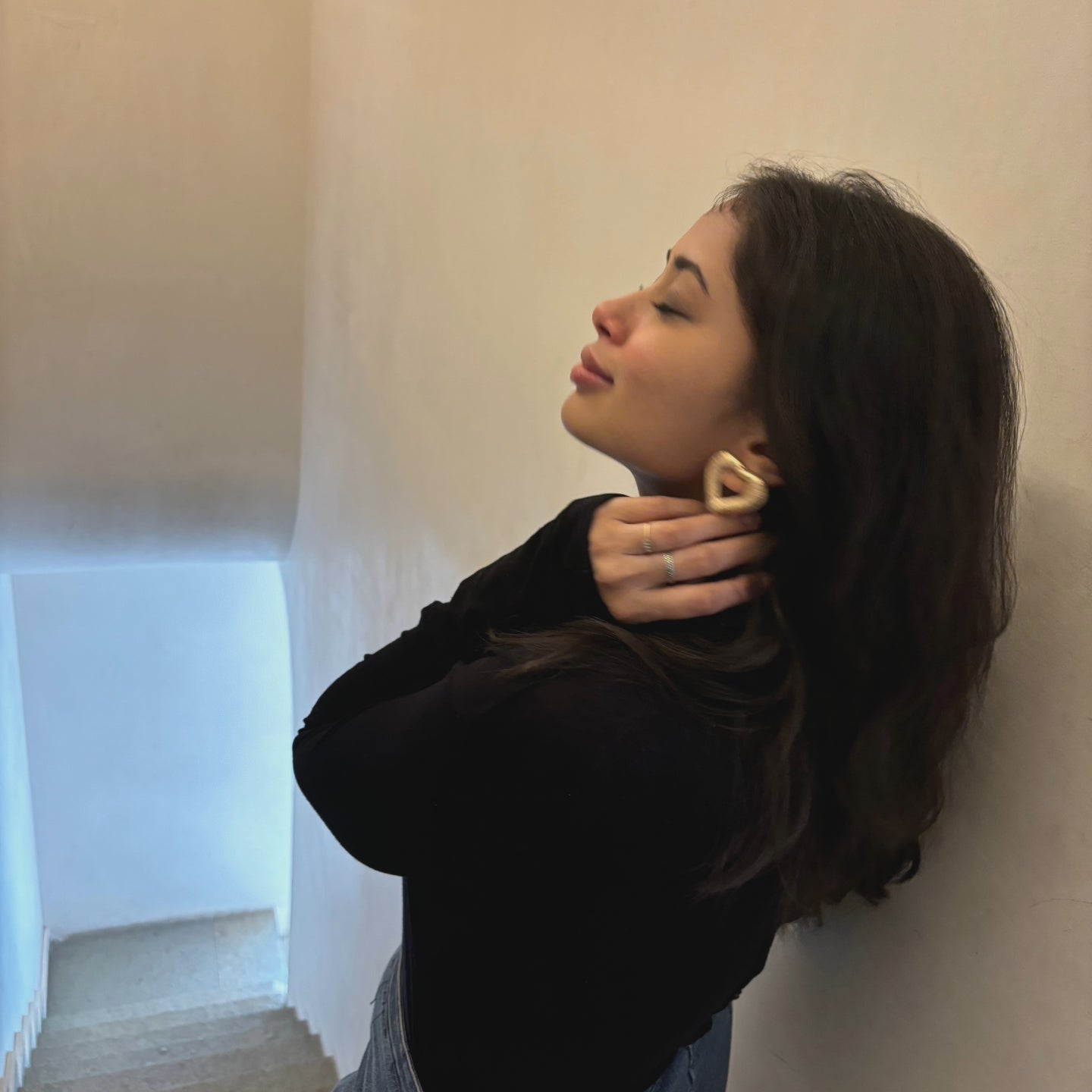 Golden romance stud earrings