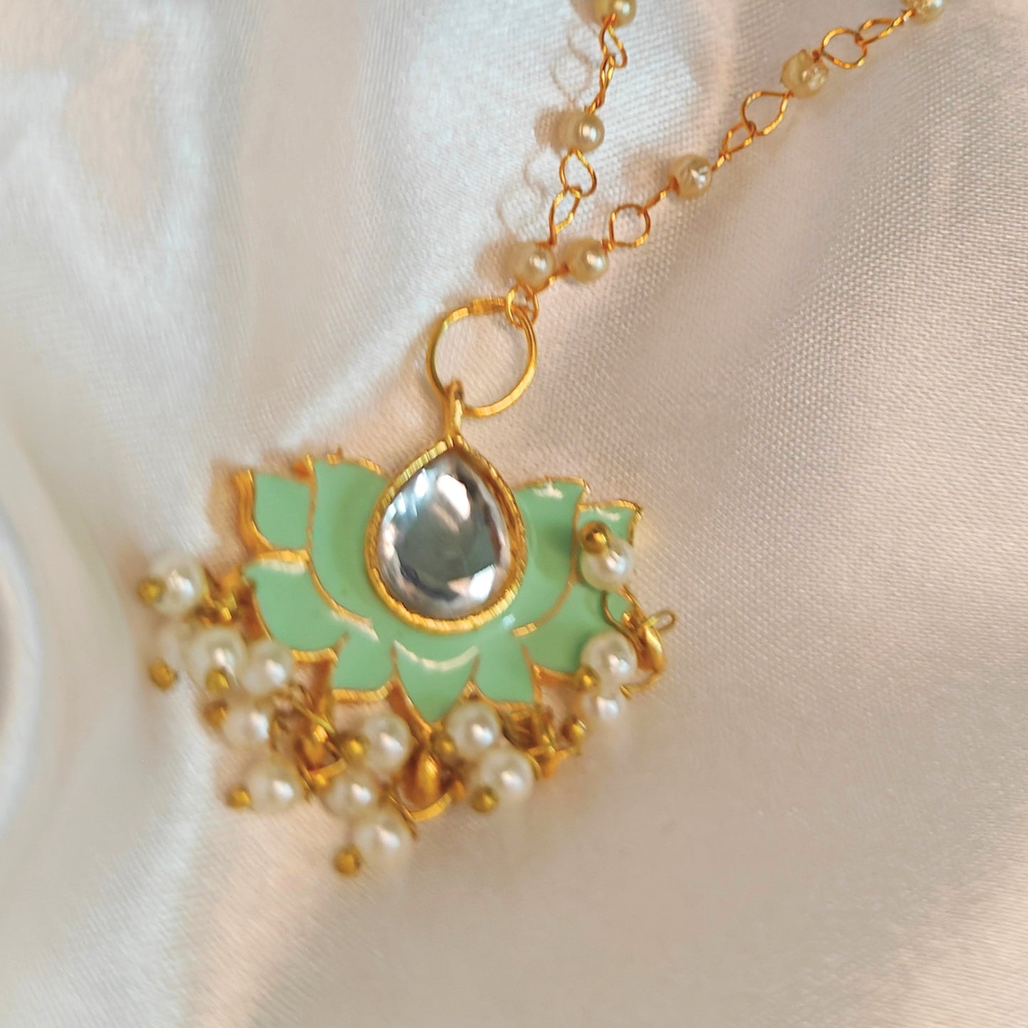 Green Lotus bloom necklace