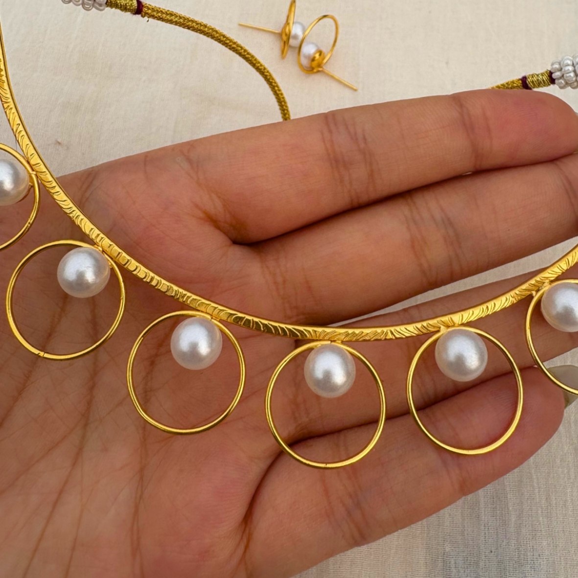 Circle of Pearls Necklace Set