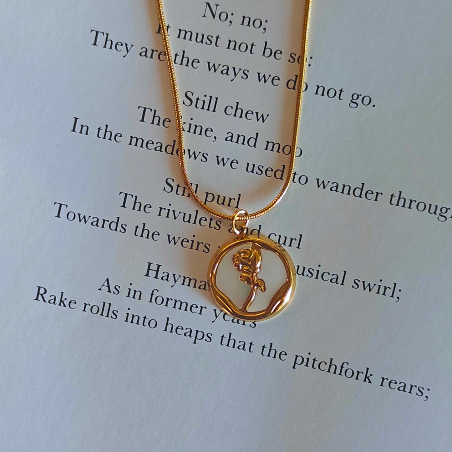 Rose On You Necklace