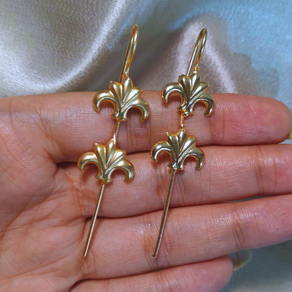 The Sovereign Earcuff