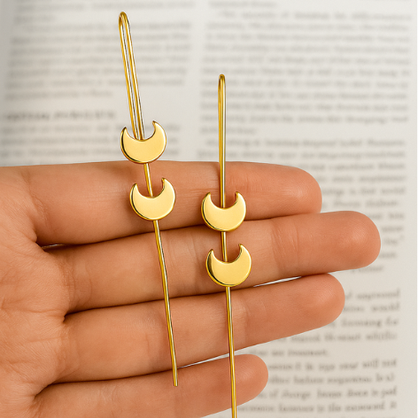 Crescent Reign Earcuff