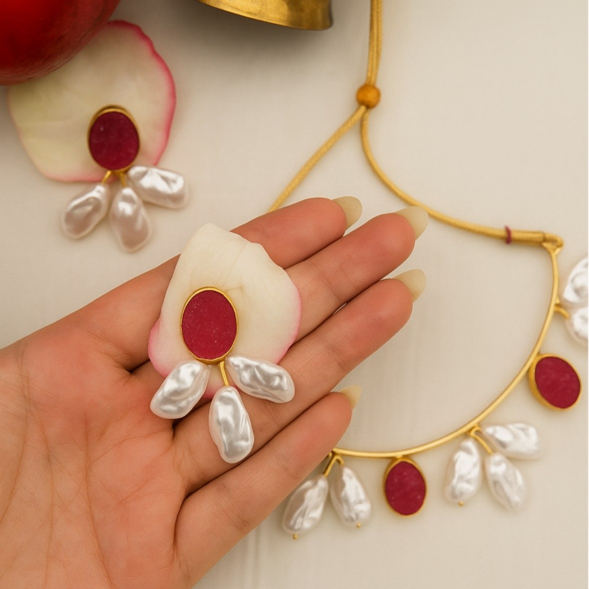 Pearl Orchard Necklace Set
