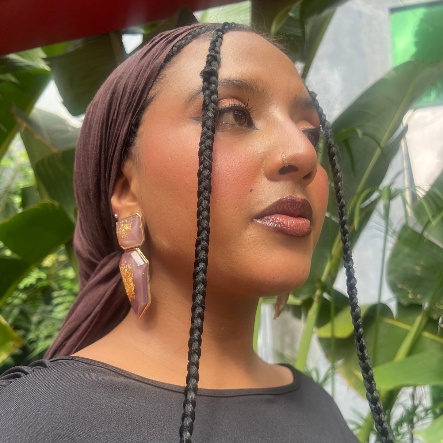 Showstopper geometry brownish purple earrings