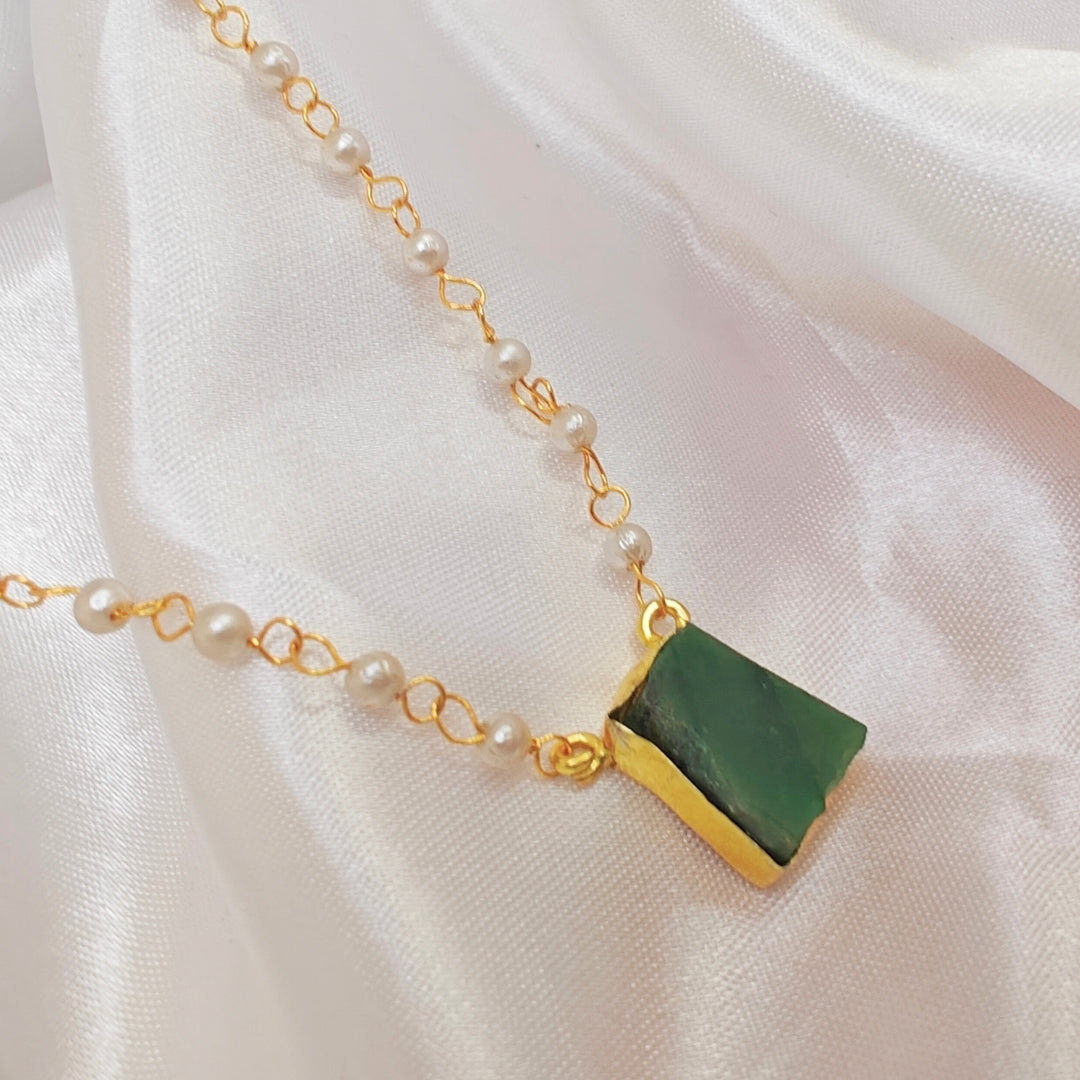 Green stone godess necklace