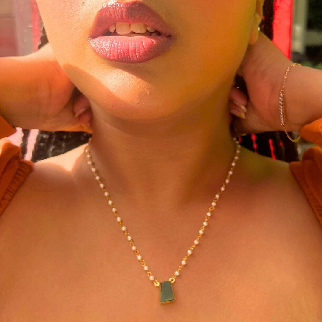 Green stone godess necklace